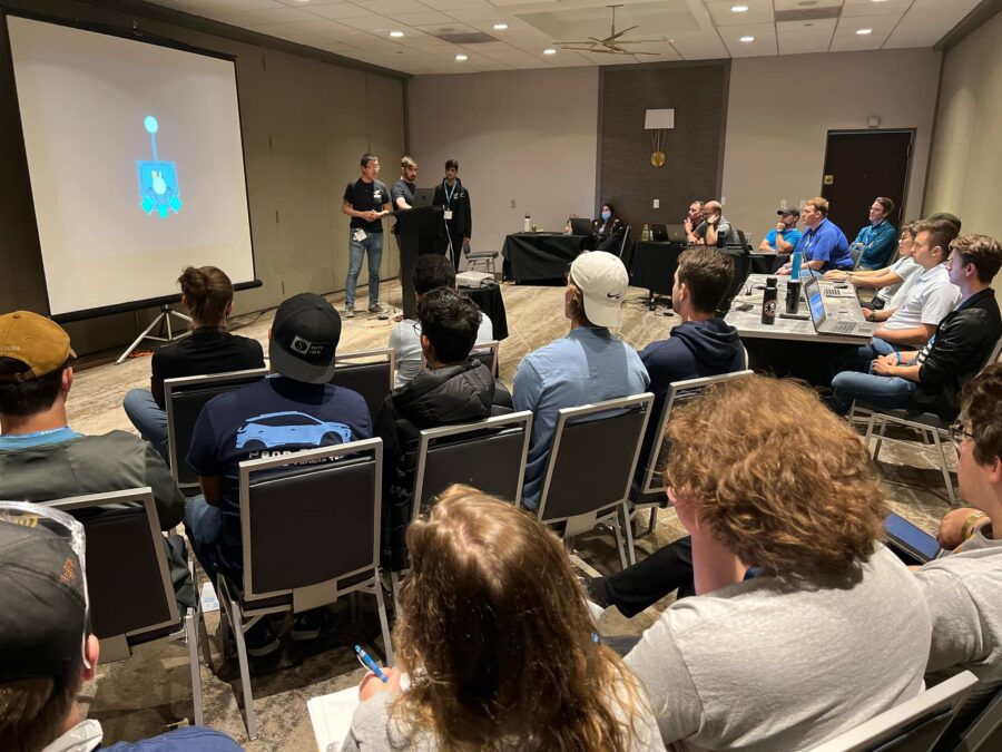 Autonomous Driving Engineers of the Future SAE/GM AutoDrive Challenge