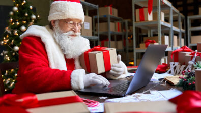 What are Santa’s secrets in saving costs and carbon emissions?