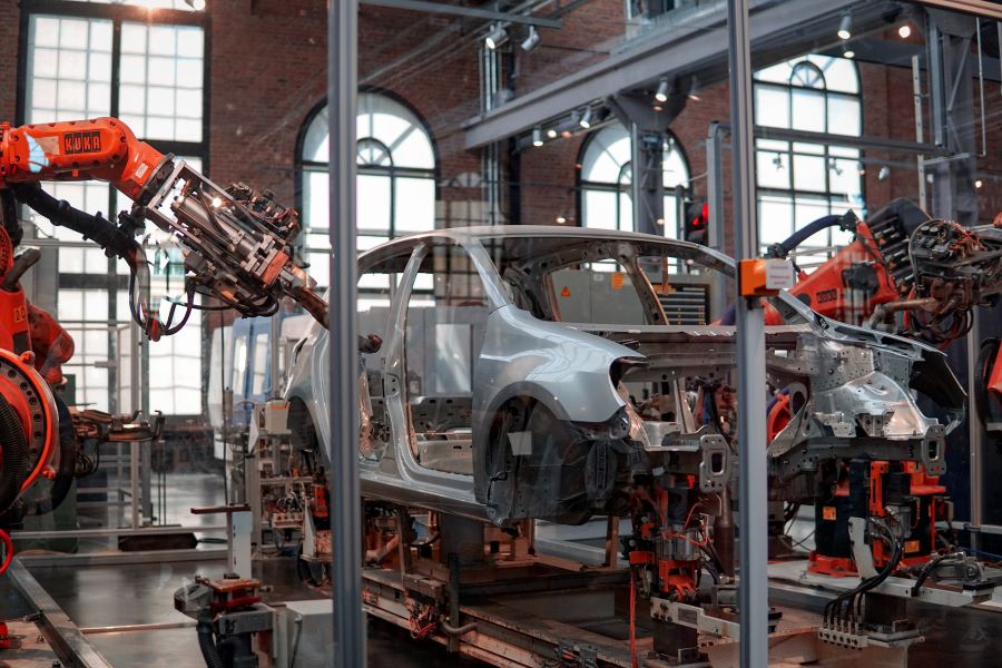 robotic OLP car manufacturing