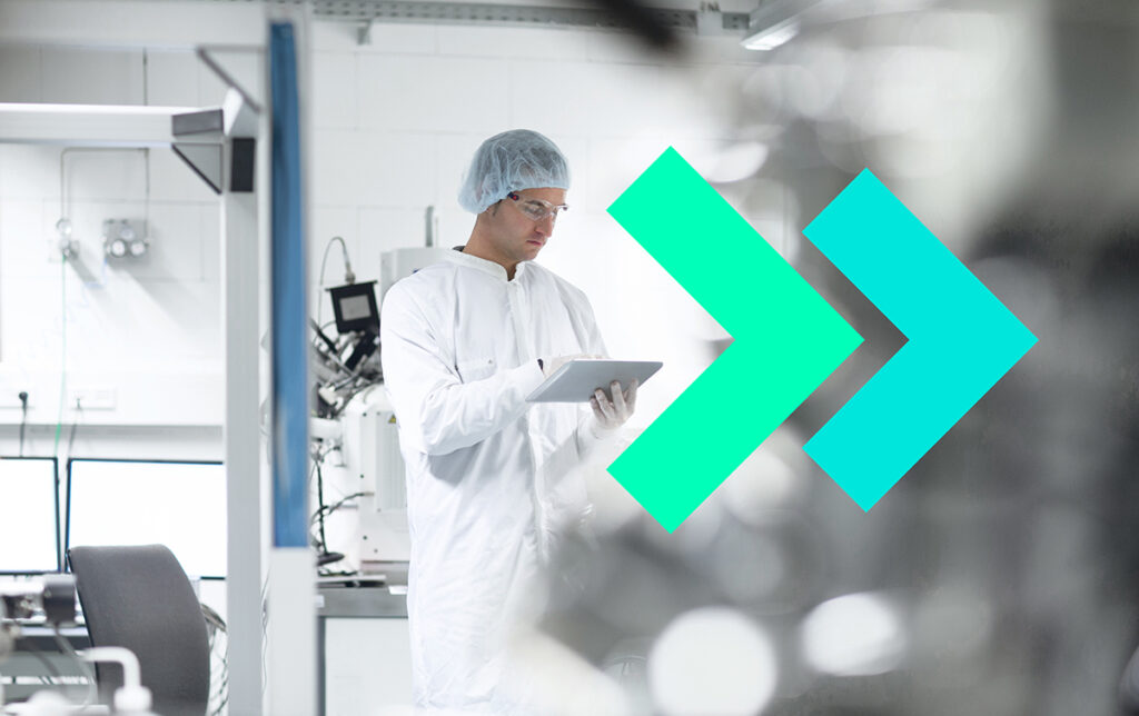 Medical device manufacturing operator leveraging personalized and adaptable manufacturing execution system (MES) software.