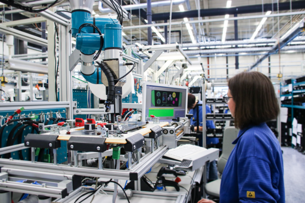 OEMs and customers benefit from machine health monitoring