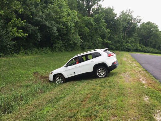 wired -- jeep in a ditch -- IMG_0724-1024x768