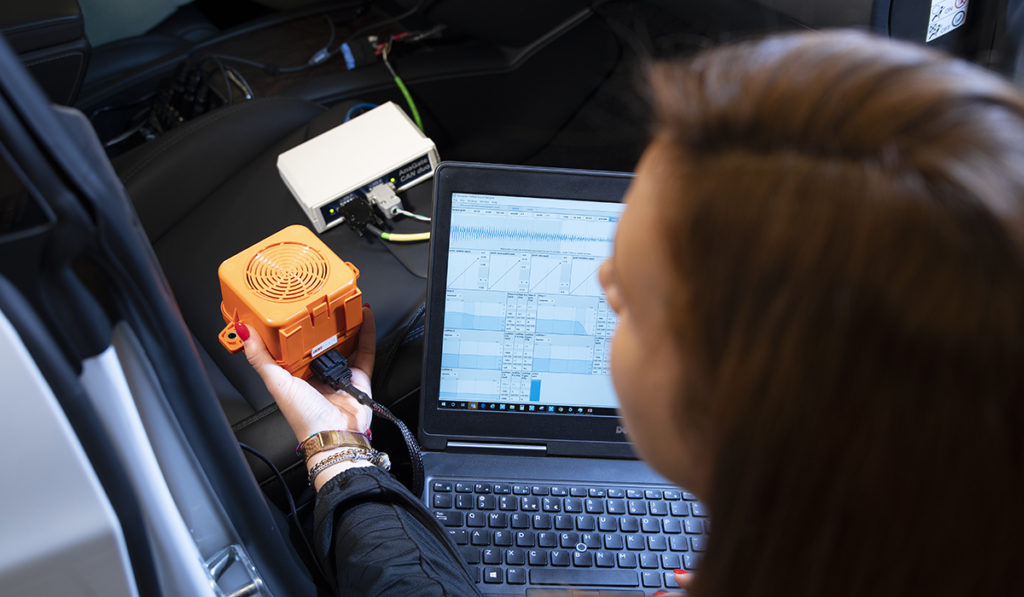 Simcenter active sound design solution: Acoustic validation in the car