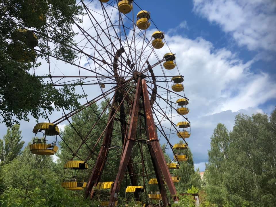 Yellow ferris wheel