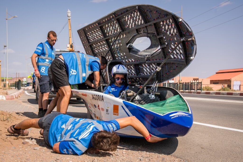 Agoria Solar Team's flat tire