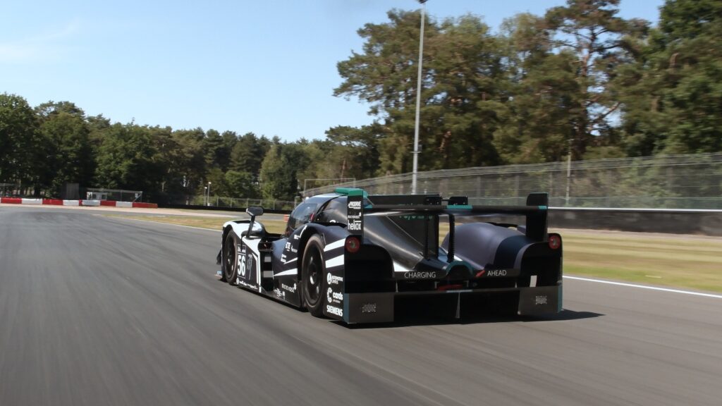 Nascar Inmotion InMotion student team breaks records with 12-minute charging - Simcenter