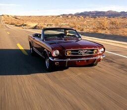 Ford Mustang road trip with the Route planning tool