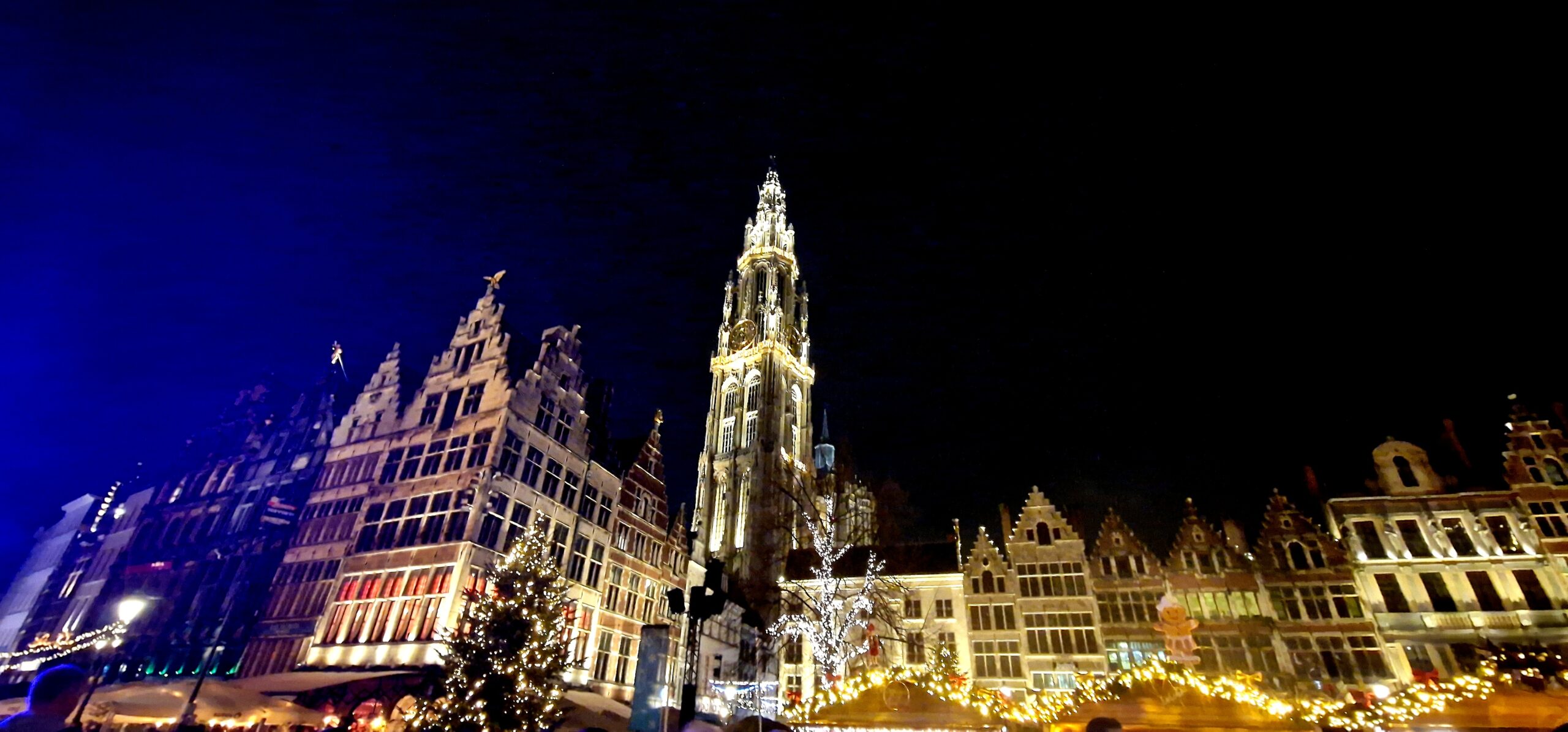 Antwerp Cathedral and Christmas market 2023