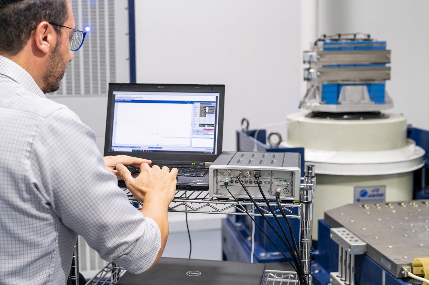 Master your mission: De-risk spacecraft qualification - Simcenter