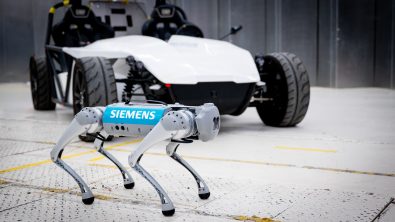 Robot training using Simcenter