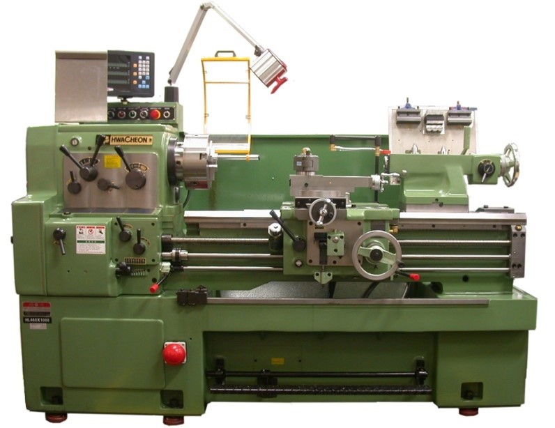 Traditional Lathe for metal cutting from early 20th century