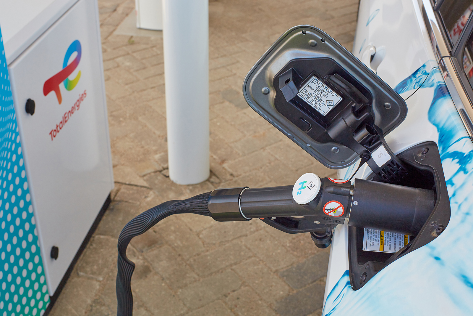 How TotalEnergies Gas Mobility is Scaling Hydrogen and BioCNG Refueling ...