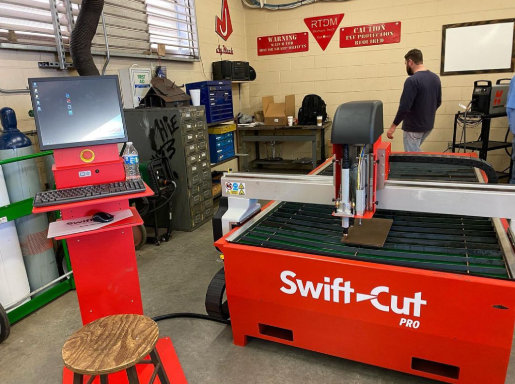 Swift Cut plasma CNC cutter
