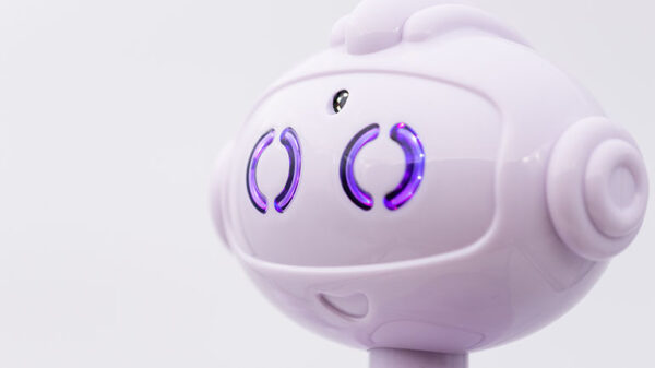 Robot tutors bring machine learning to the classroom