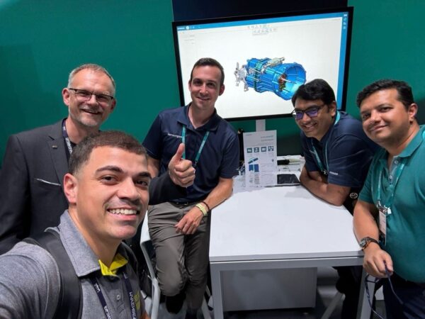 Why Listening to Your Customers is Your Superpower – Especially at Realize LIVE Europe